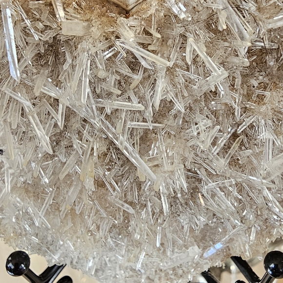 Gorgeous Large Quartz Heart With Sparkly Quartz Needles 5" X 4" With Stand - Picture 4 of 16